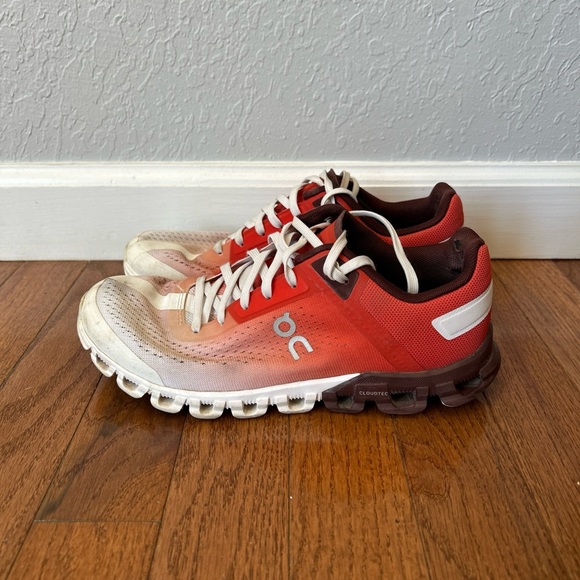 On Running Shoes - On Cloud Running Shoes Sneakers Women’s Size 6 White Orange